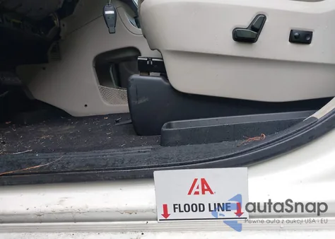 2013 Chrysler Town & Country Touring-L из США, поврежденный, VIN 2C4RC1CG2DR726659